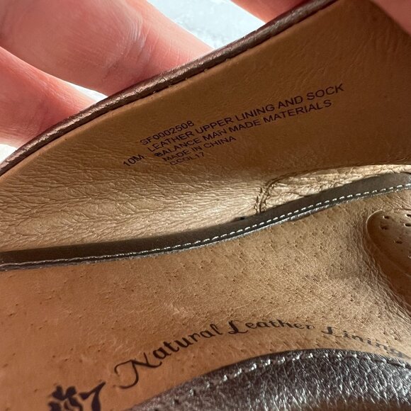 Sofft Slides Slip On Sandals Womens‎ 10 Metallic Pewter Low Wood Heel Open Toe - Picture 10 of 11